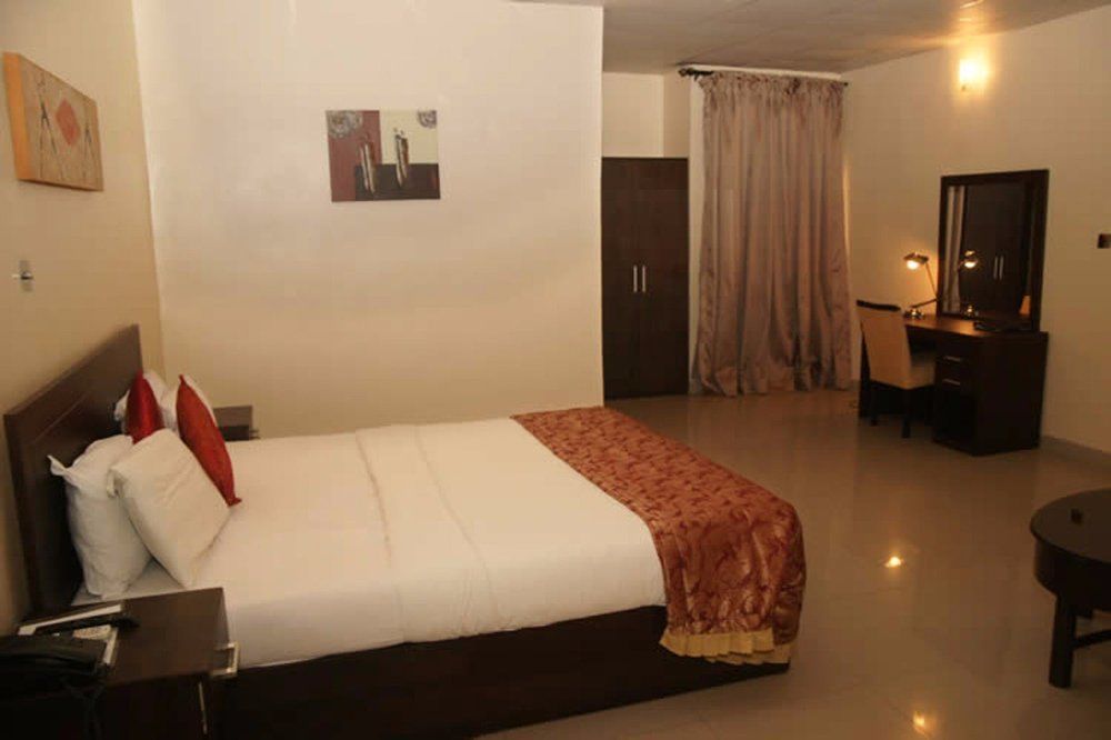 Pelican Hotel Lekki Bagian luar foto